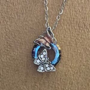 Beautiful Boutique Necklace w/ Dual Silver-Tone Butterflies Color-Shifting Prism